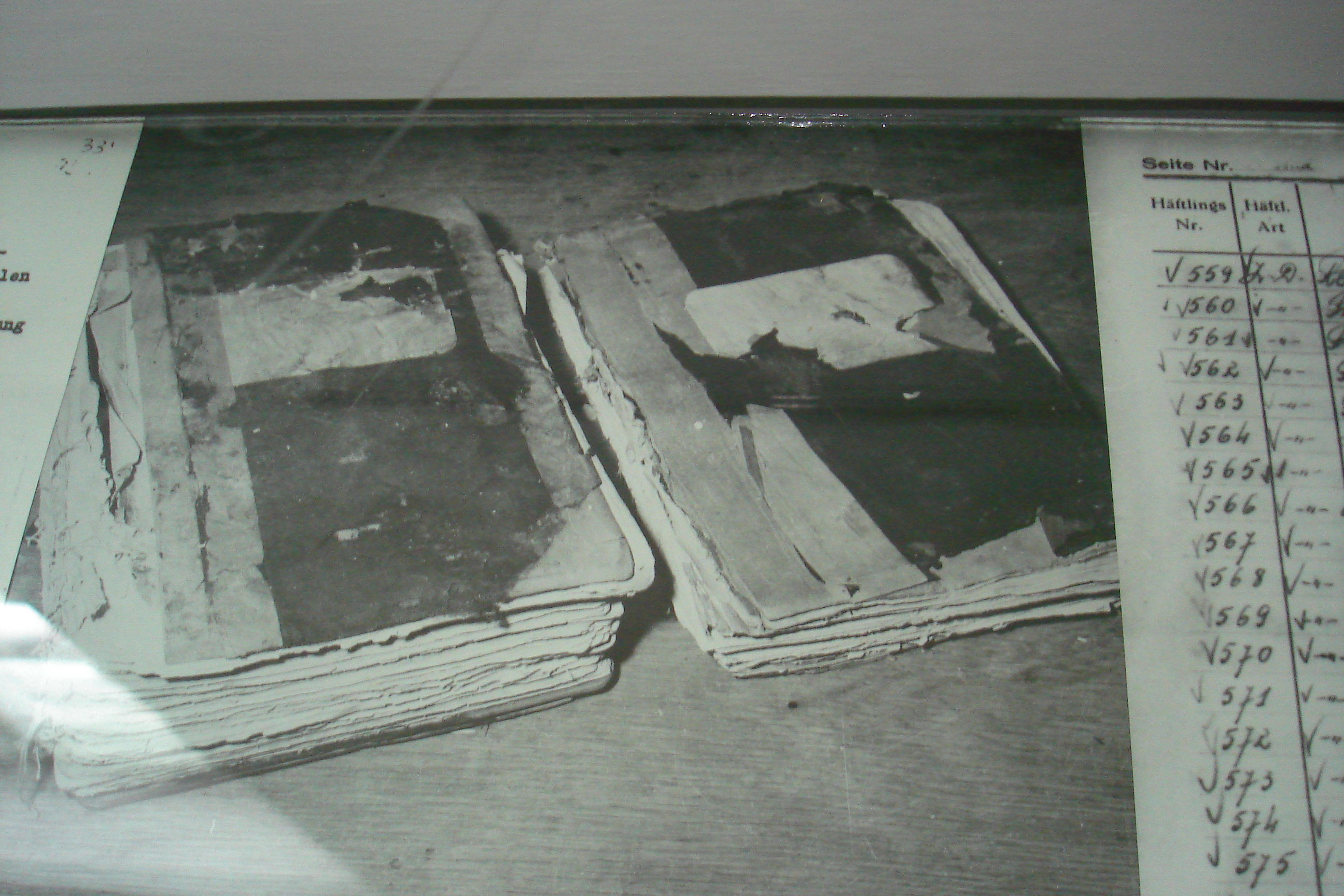documents o taient inscrits les noms de prisonniers